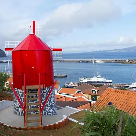 Baía Dos Golfinhos Horta Horta (Azores)